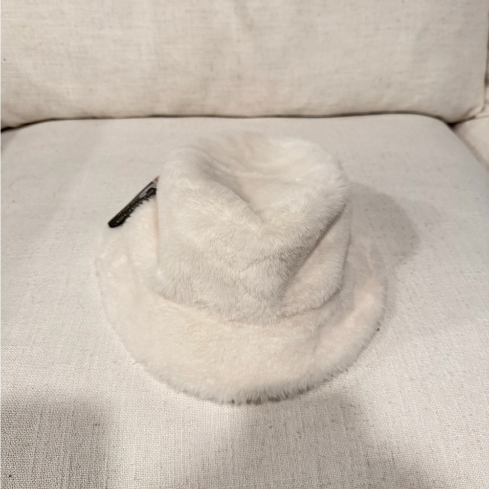 Cream Faux Fur Bucket Hat